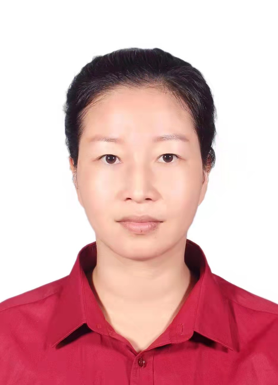 著名收藏艺术家陈芳