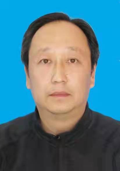 著名收藏艺术家马勇